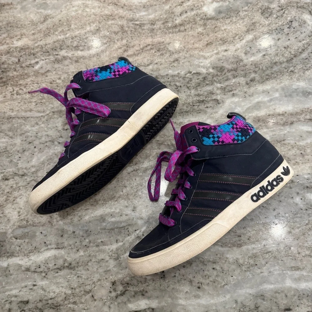 Adidas Women's Top Court Hi Friendship Size 7